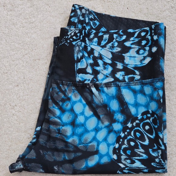 Champion Power Flex Butterfly Print Capris Leggings Womens Sz L Blue Athletic - Picture 10 of 10